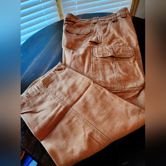 Duluth Trading Pants - Picture 1 of 2